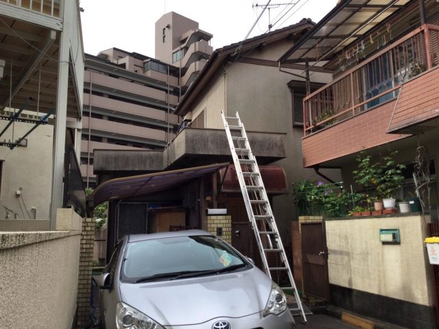 高砂市で雨樋修理を行った住宅